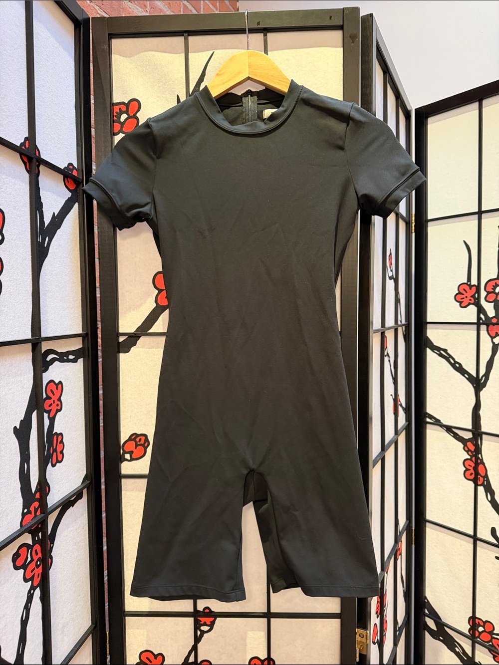 Sundarbay Black Short Sleeve Jumpsuit Romper